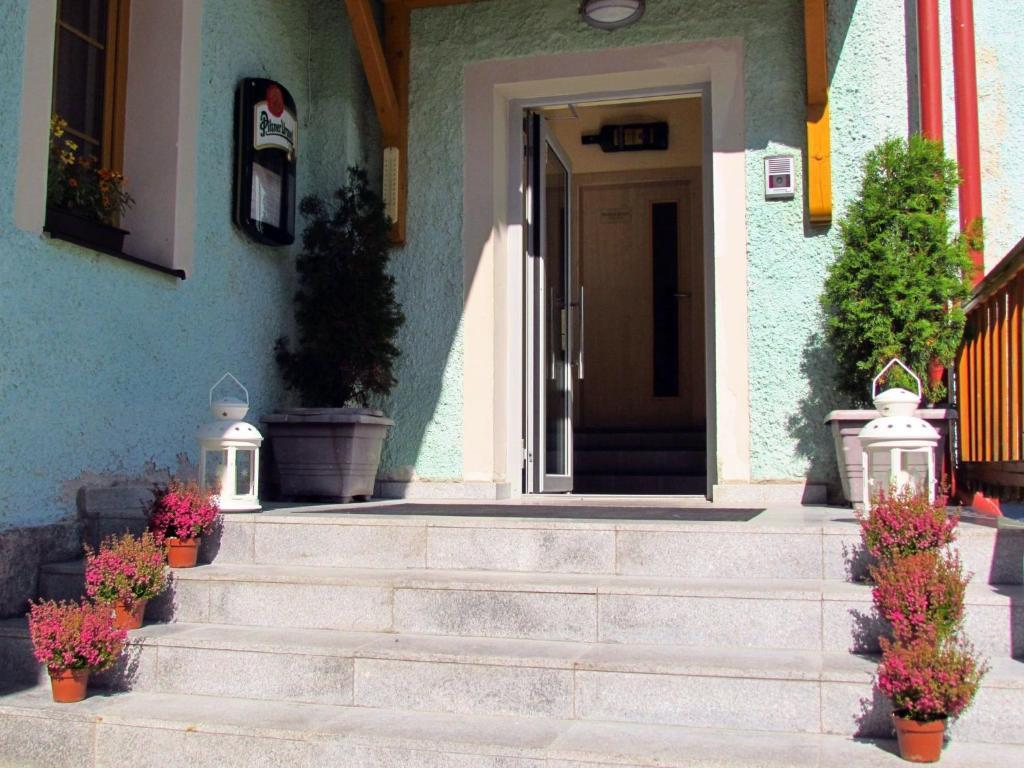 Aparthotel Ochsendorf Horni Blatna Bagian luar foto