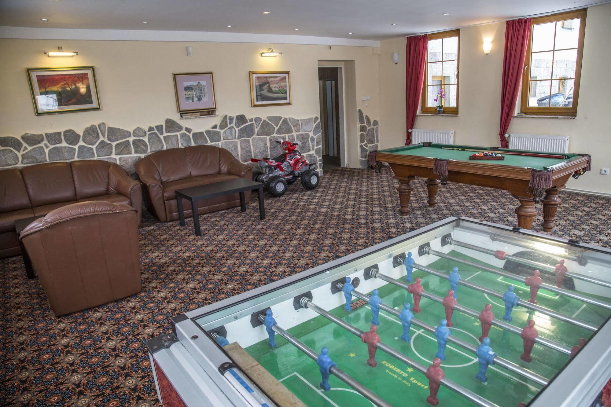 Aparthotel Ochsendorf Horni Blatna Bagian luar foto